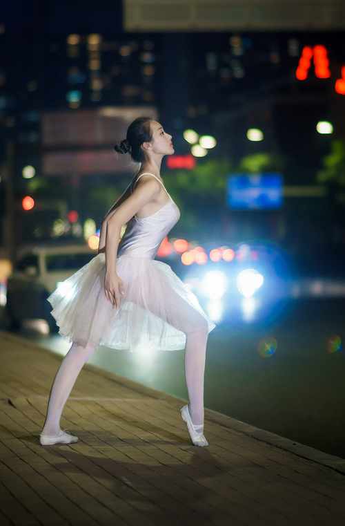 中国青少年篮球大赛吸引国际参赛队伍，促进交流合作，2021全国青少年篮球邀请赛